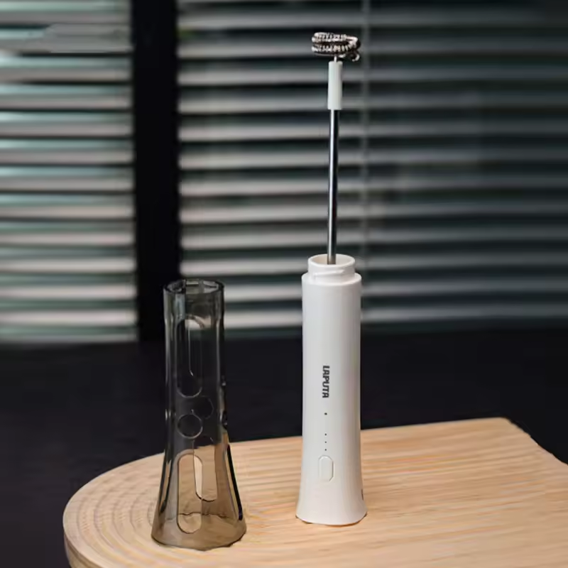 جهاز خفق الحليب الكهربائي المح - مراجعة Electric Gadget وسعره